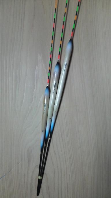 �w���E�L�i�ւ畂�q�j