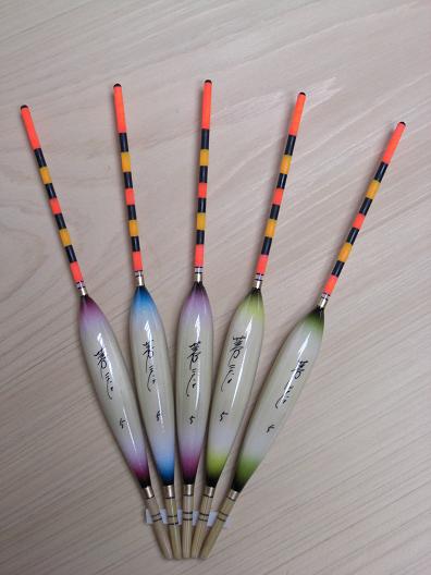 �w���E�L�i�ւ畂�q�j