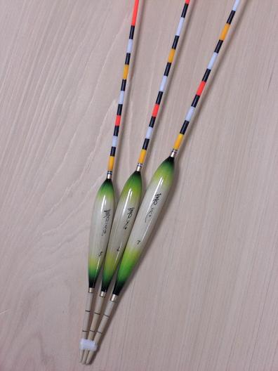 �w���E�L�i�ւ畂�q�j