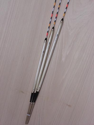 �w���E�L�i�ւ畂�q�j