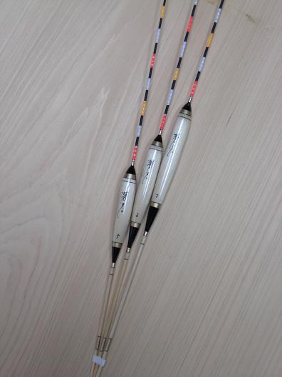 �w���E�L�i�ւ畂���j